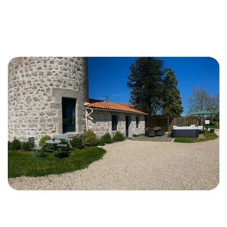 Loue Ancien Moulin A Vent Avec Piscine Et Jacuzzi Villa Neuvy-Bouin Kültér fotó